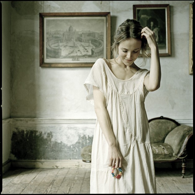 http://www.marcelobiglia.com/files/gimgs/th-10_GEMMA HAYES 20 copie.jpg